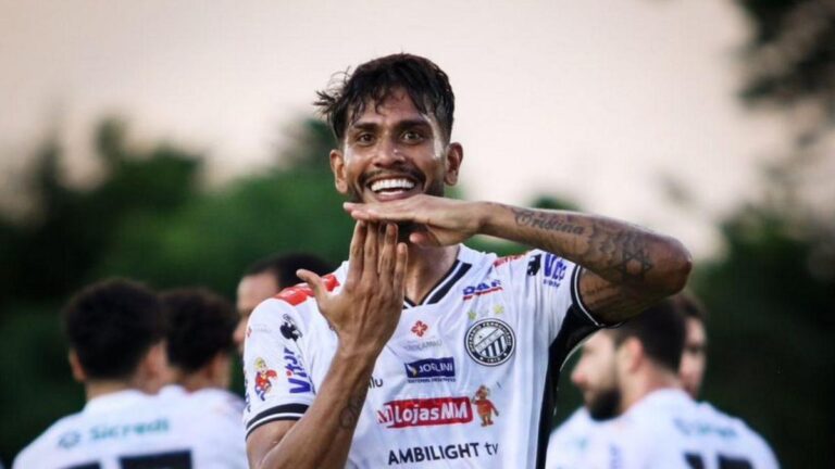 Operário garante vaga nas quartas de final do Campeonato Paranaense com vitória contra o Cascavel